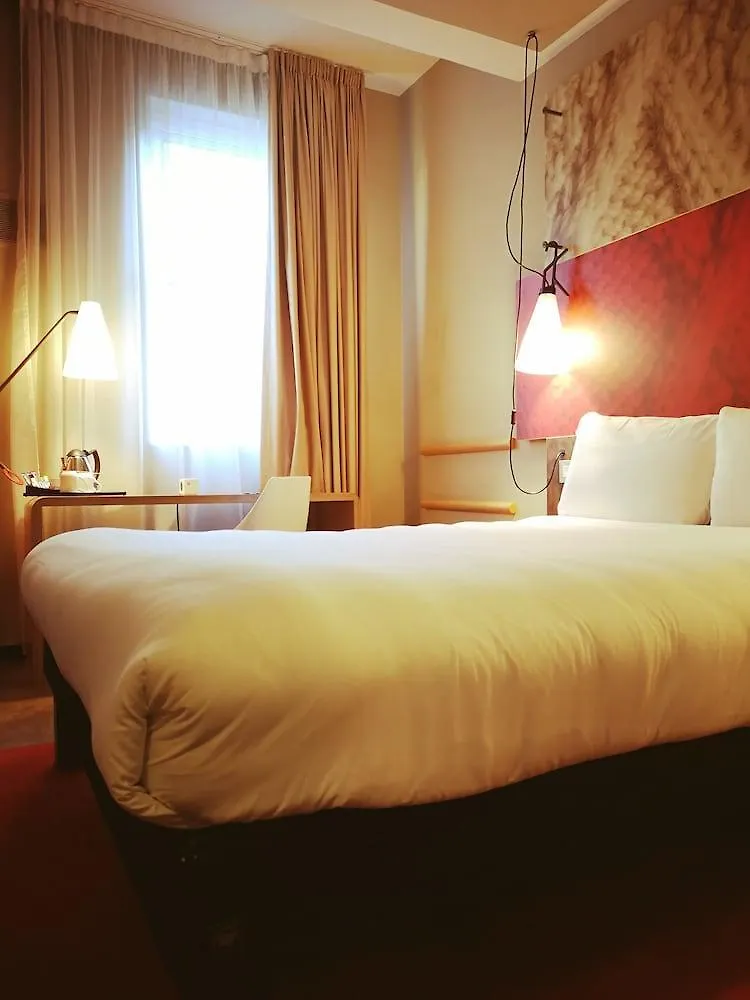 Отель Ibis London Greenwich