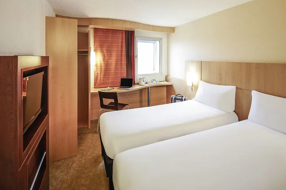 Отель Ibis London Greenwich